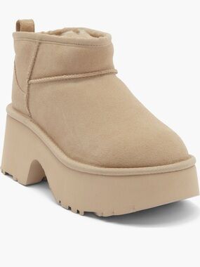 UGG Classic Ultra Mini New Heights Boots 10